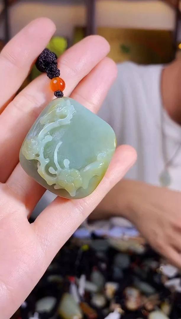 【闪购商品】和田玉颈饰未镶嵌1