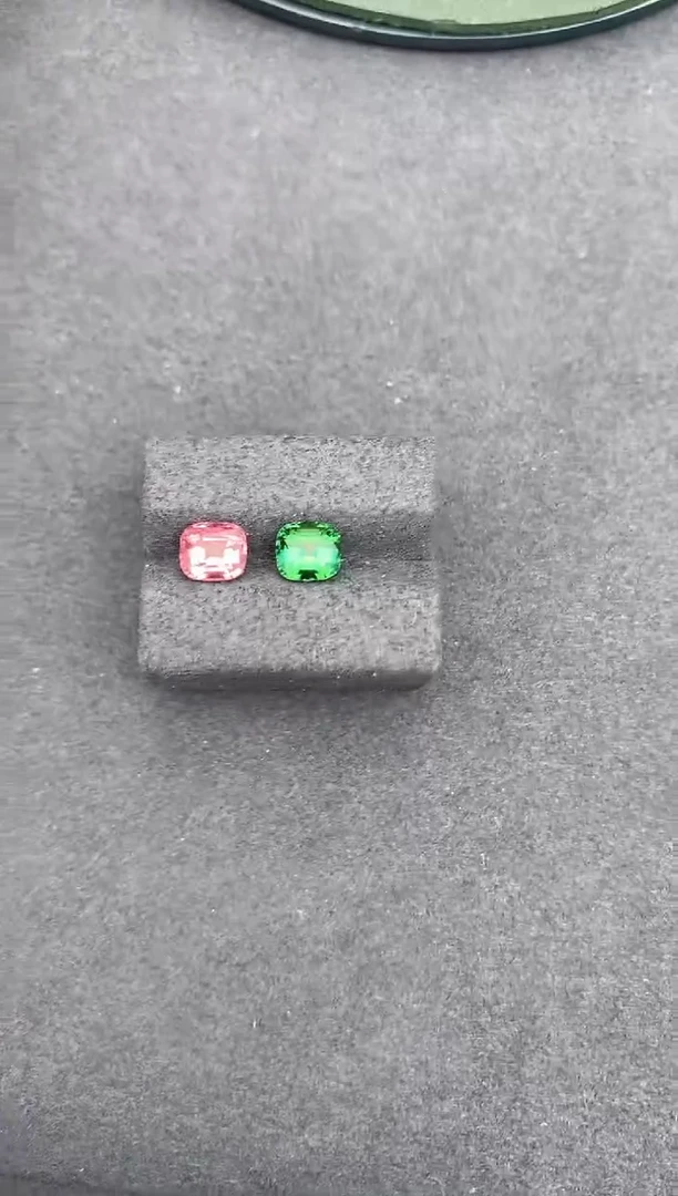 【闪购商品】碧玺裸石未镶嵌2.4ct碧玺配对