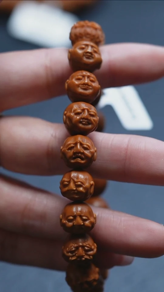 【闪购商品】橄榄核吊坠苏工橄榄核