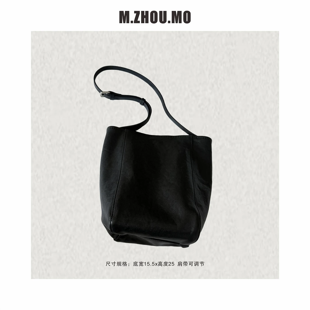 M.ZHOU.MO 植鞣牛皮水桶女士包袋  单肩斜挎  大容量  柔软有光泽