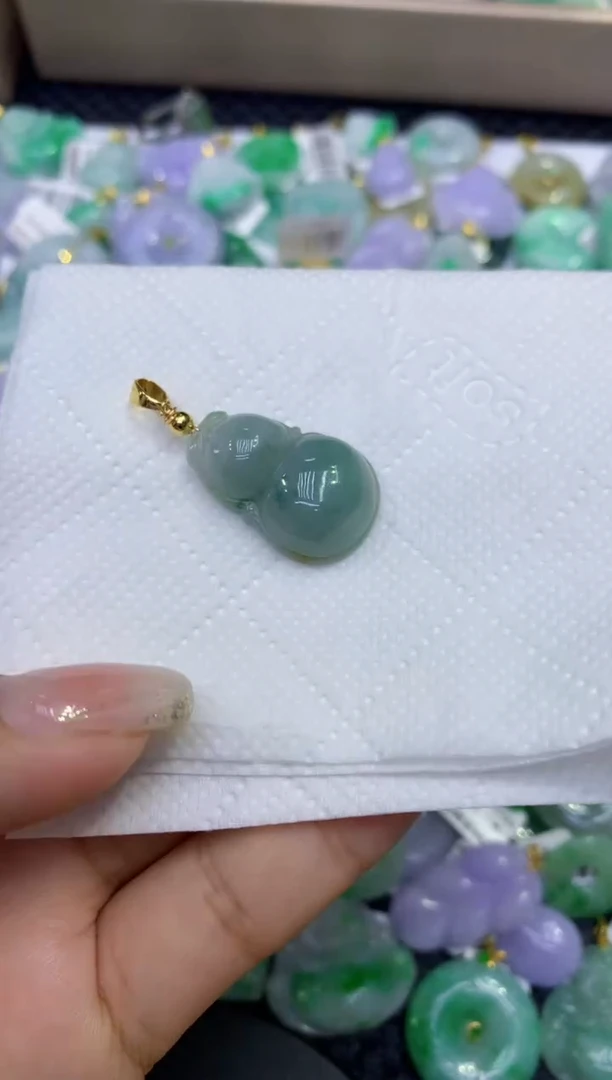 颈饰未镶嵌翡翠天然缅甸A货翡翠