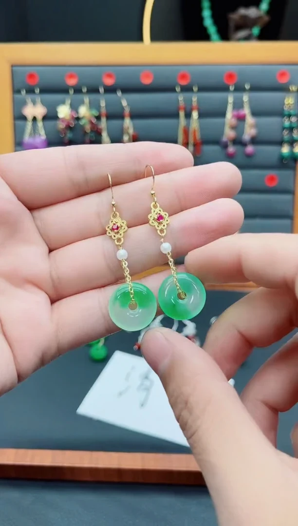 【闪购商品】玛瑙/玉髓耳钉银S925镶嵌306000