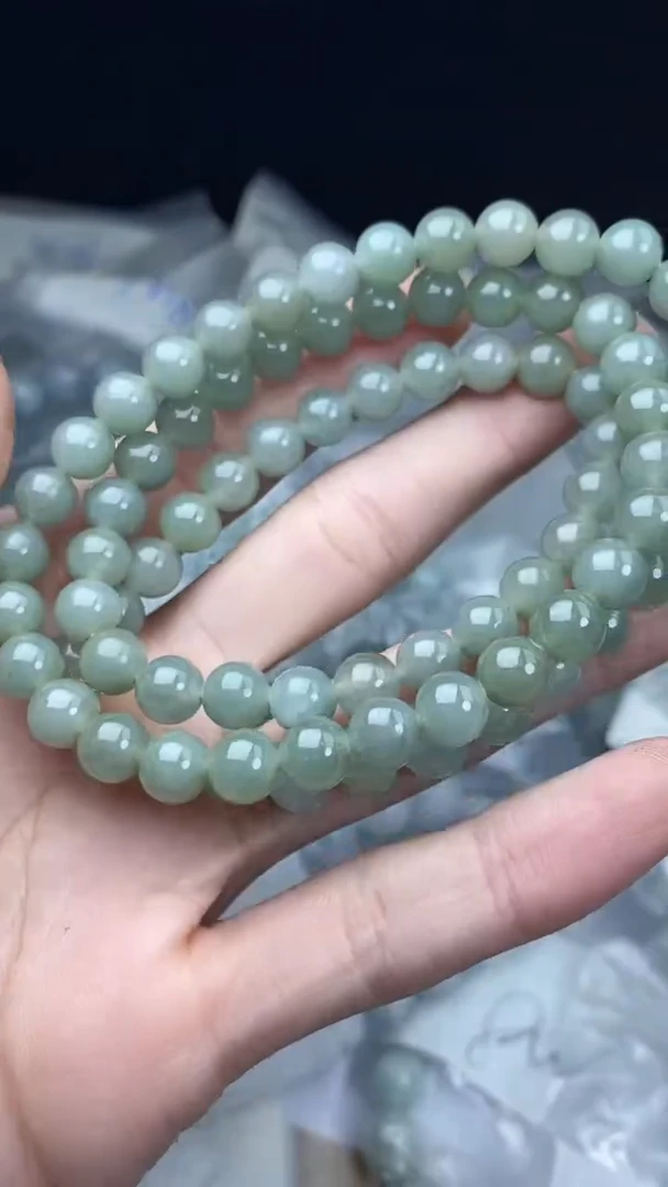 定制翡翠未镶嵌珠串