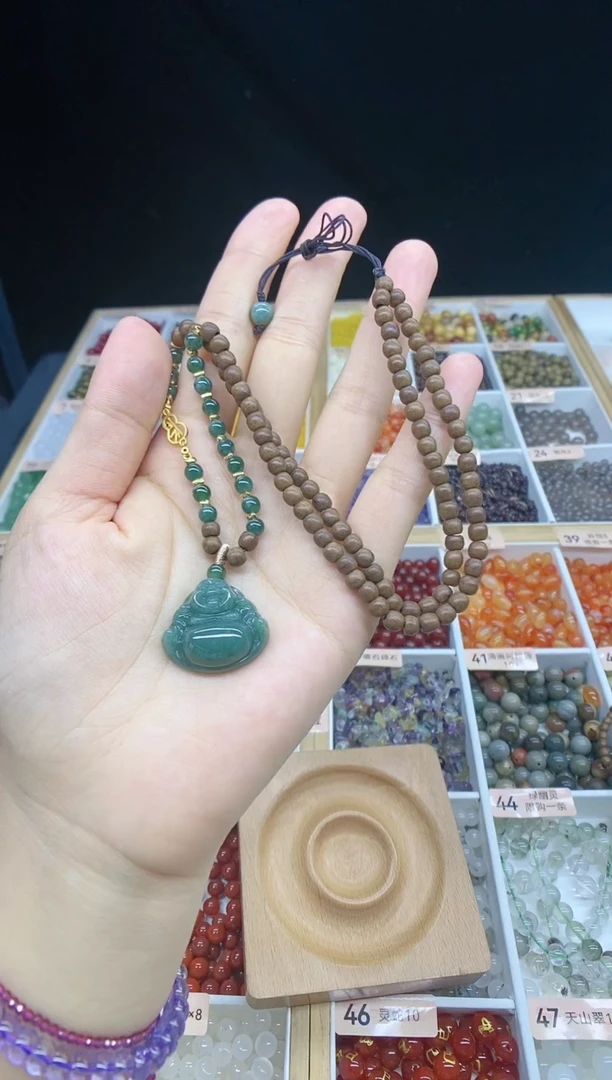 【闪购商品】翡翠颈饰未镶嵌佛公多样性发一
