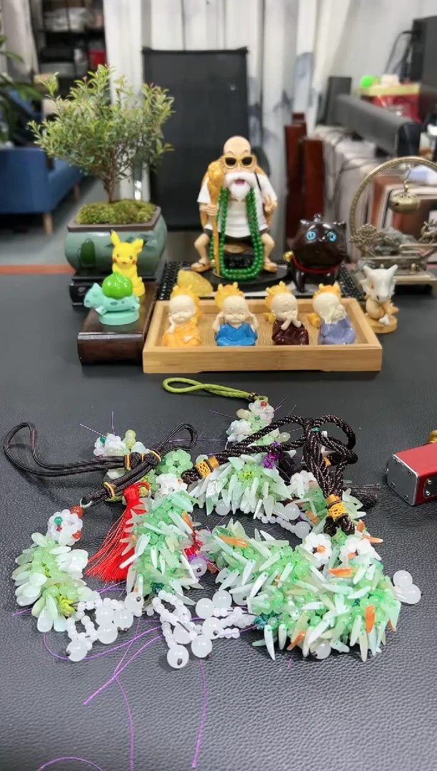 【闪购商品】翡翠颈饰未镶嵌 B3618 多样性发其一