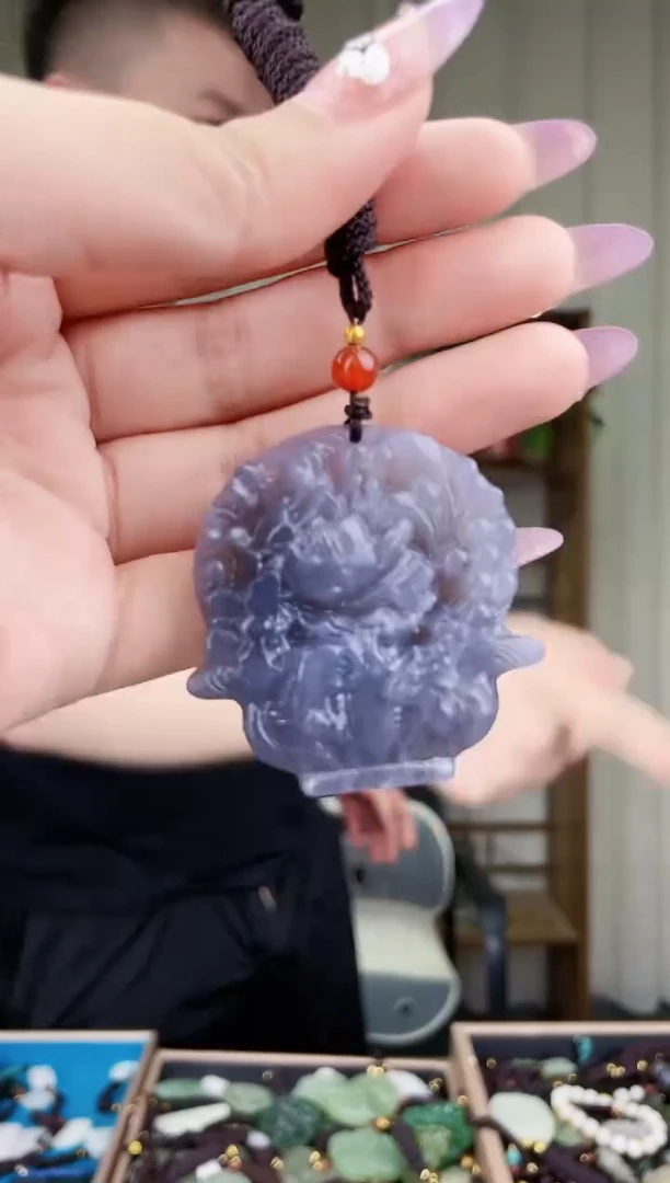 和田玉未镶嵌挂件拍一发一，多样性发货！