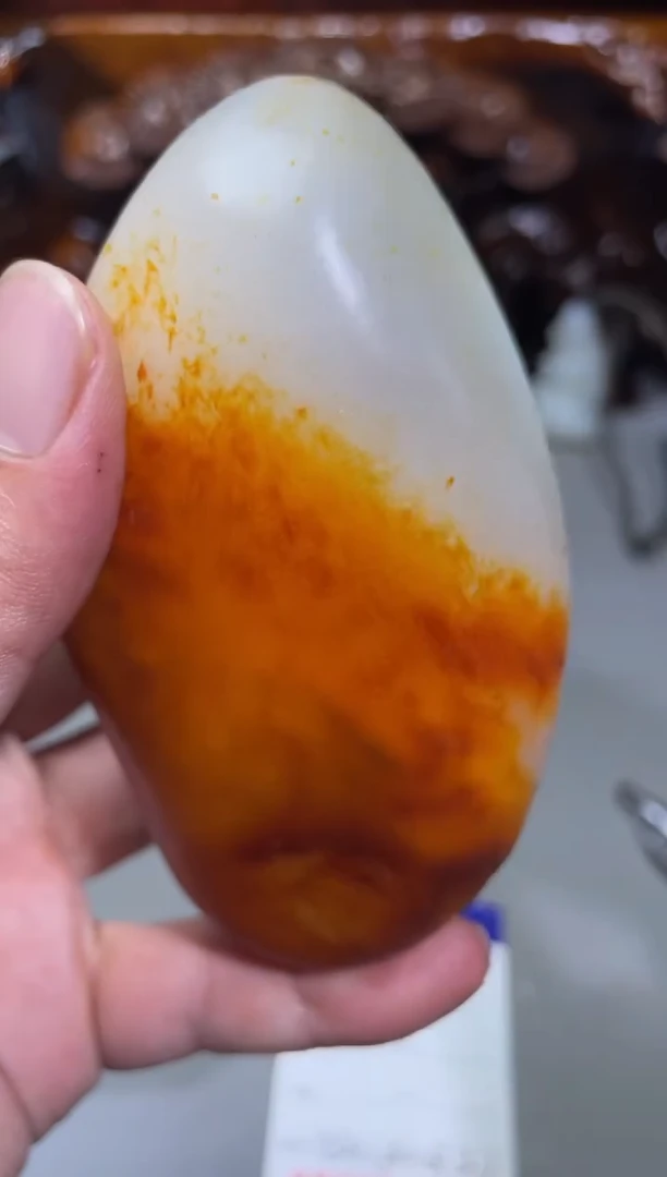 未镶嵌和田玉把件@***.和田玉