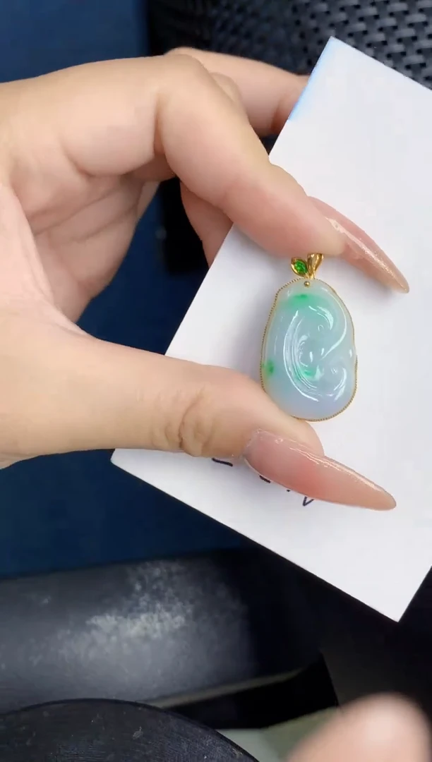 【闪购商品】翡翠颈饰18K金镶嵌000000000