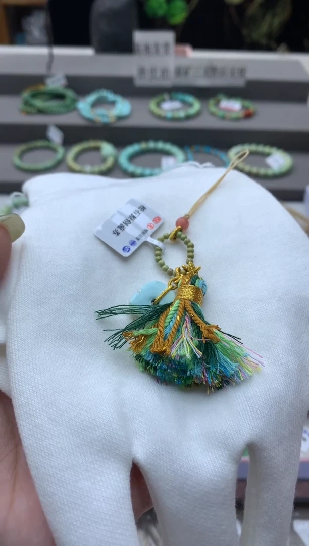 南红玛瑙挂饰未镶嵌Q-C51