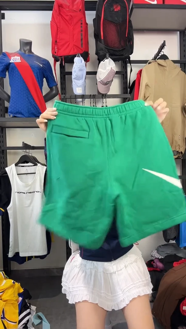 770   编码 瑕疵款直播间过款为准 尺码 L