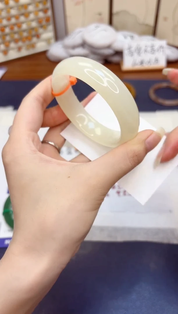 石英质玉手镯未镶嵌371-晴水-圈口56