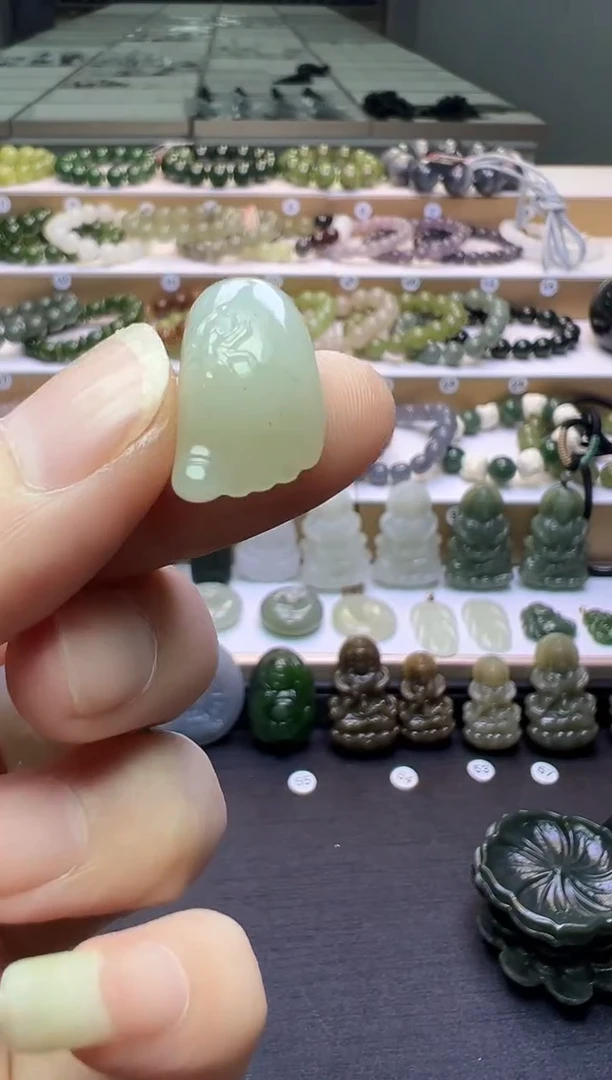 颈饰未镶嵌和田玉40号链接