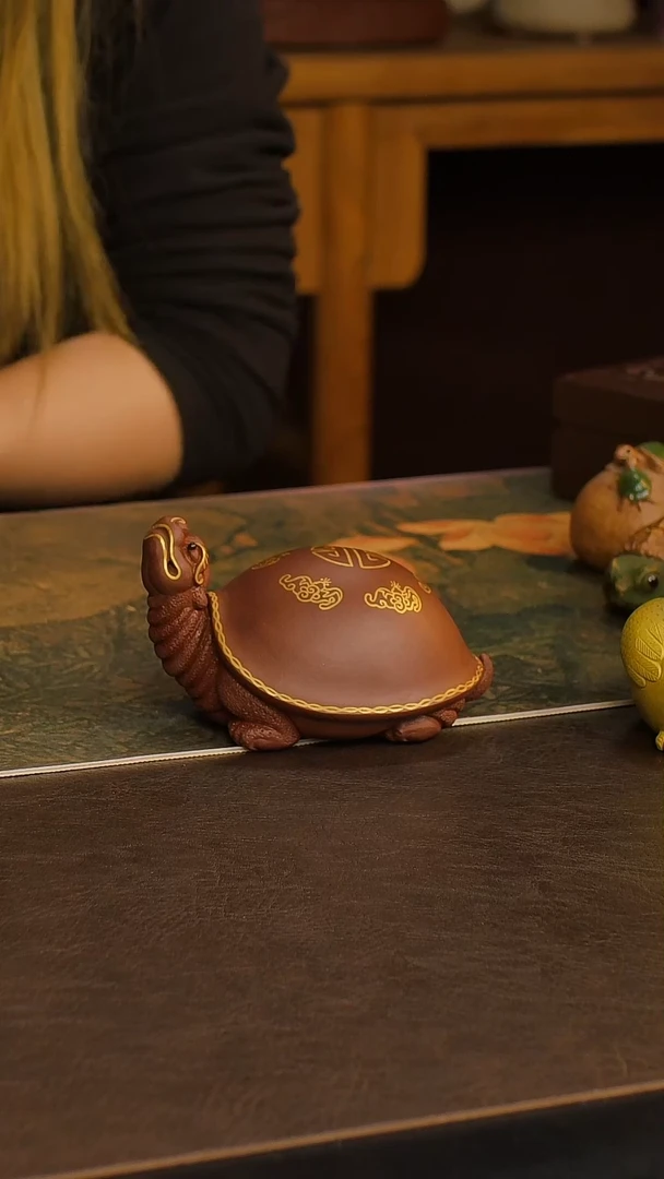 紫砂茶宠王庆生描金乌龟