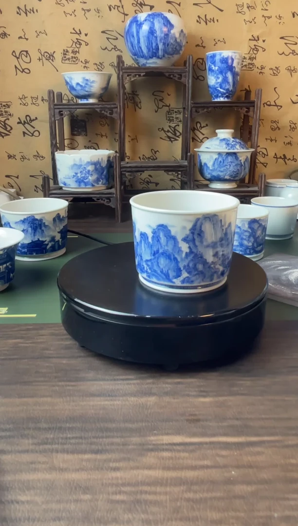 青花山水容天杯子