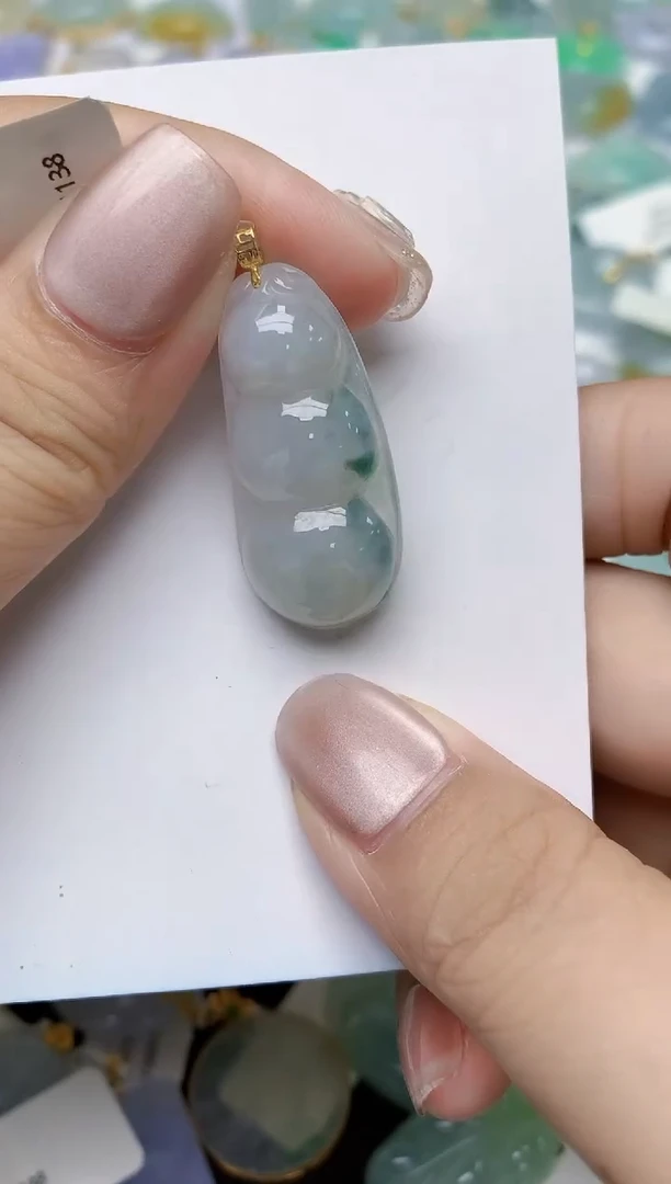 翡翠18K金镶嵌颈饰天然缅甸A货翡翠