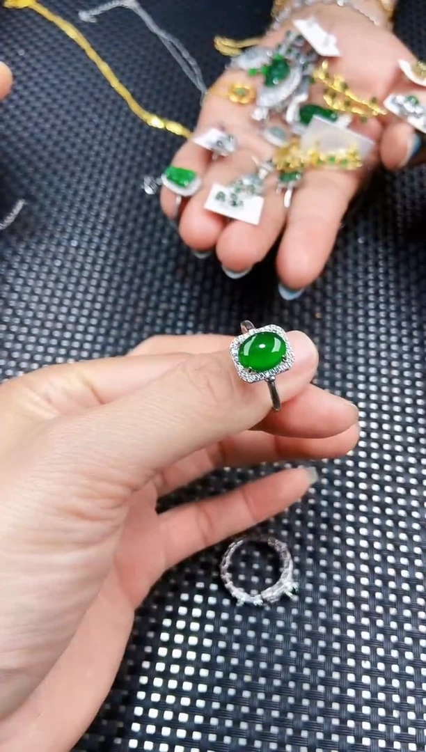 【闪购商品】翡翠戒指未镶嵌11111111