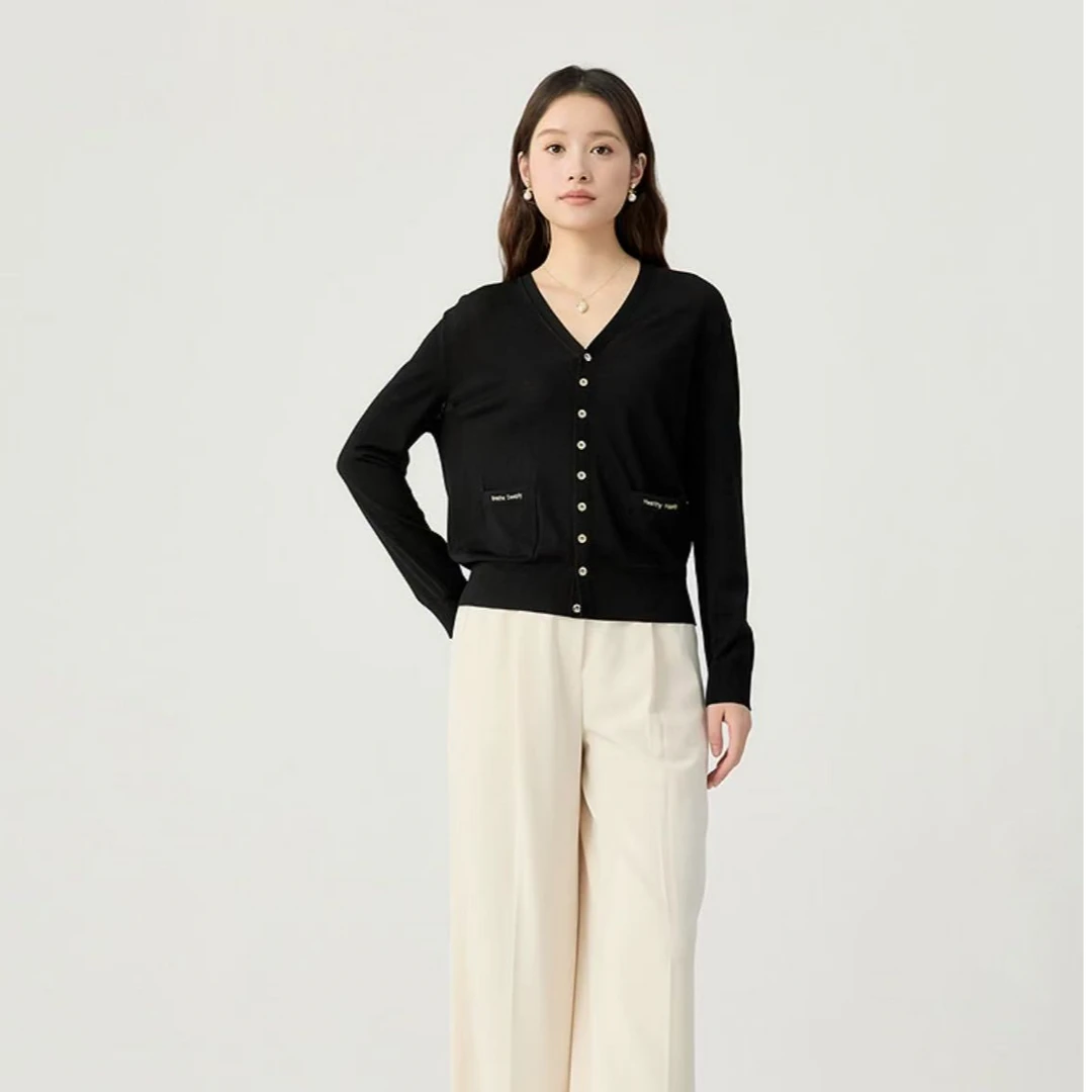 GIRDEAR/哥弟148024 经典时尚百搭舒适通勤新款V领精致刺绣女开衫