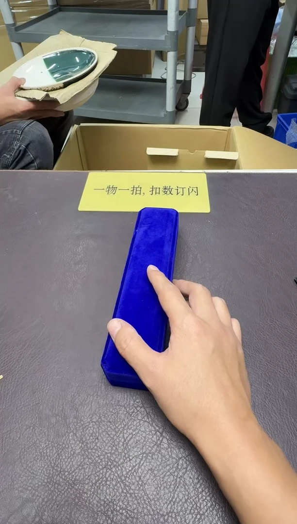 手工艺品琉璃想***猪97