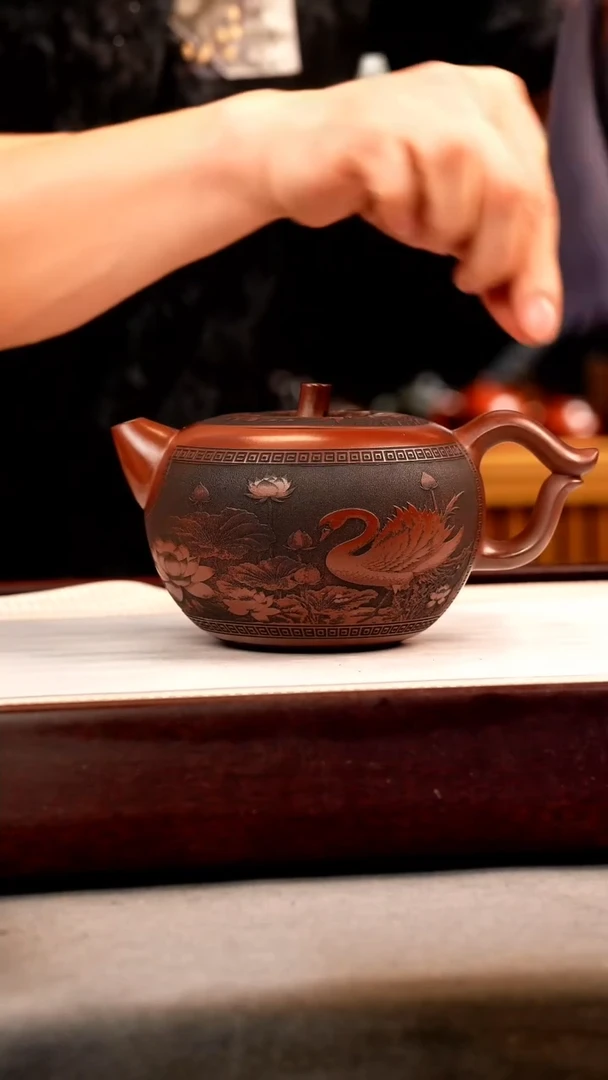 茶壶紫砂石红 苹果壶 天鹅