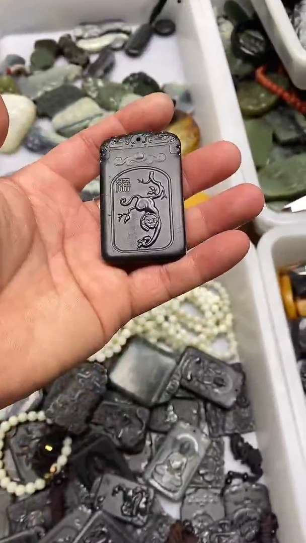 吊坠(不含链)未镶嵌和田玉1