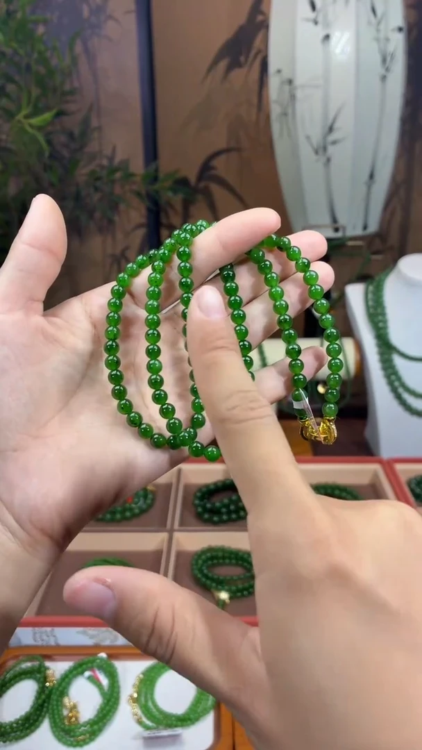 颈饰未镶嵌和田玉（碧玉）6阳绿微矿毛衣链