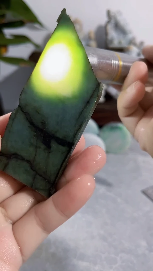 未镶嵌挂件翡翠394