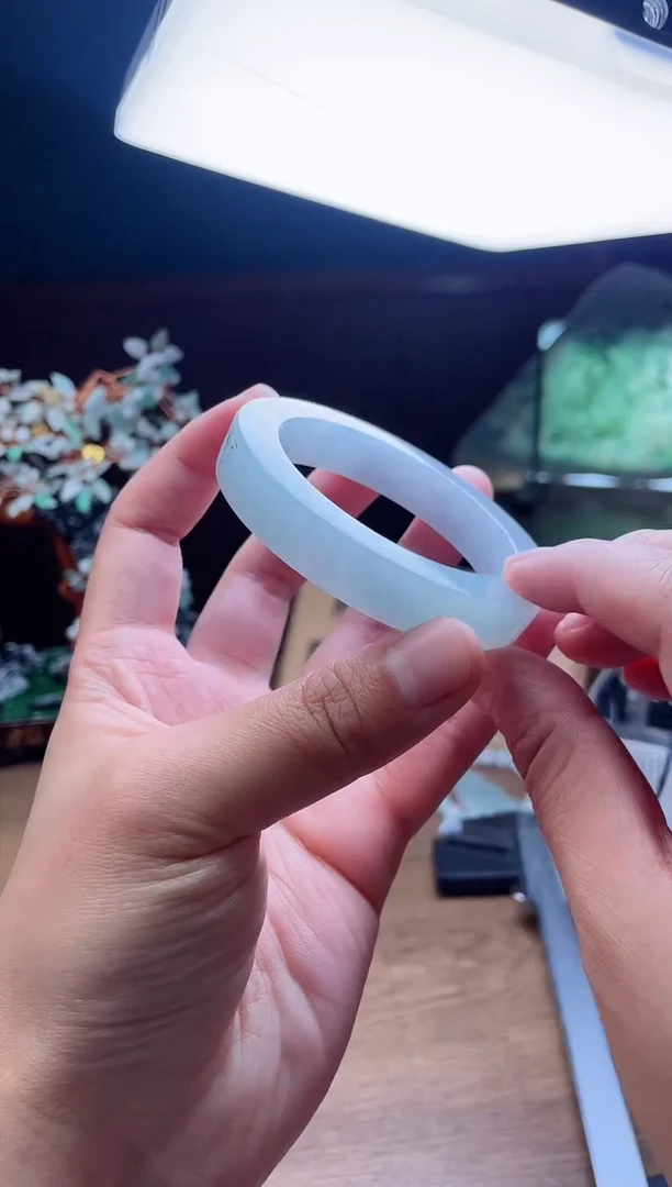 【闪购商品】定制翡翠手镯未镶嵌定制