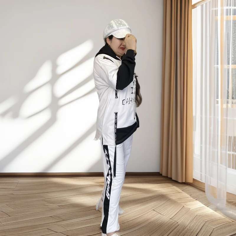 新款时尚百搭衣服休闲白色女款