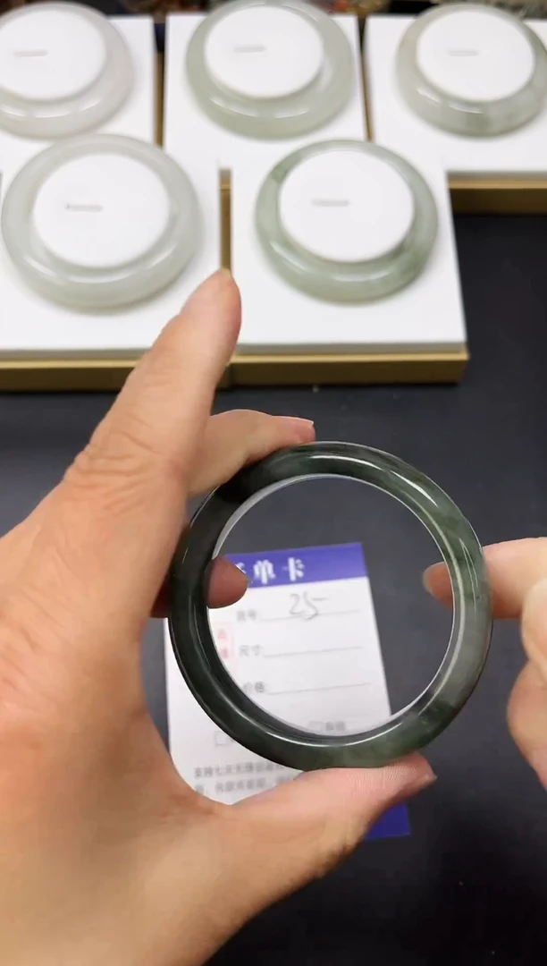 未镶嵌手镯石英质玉A25-52/53/54