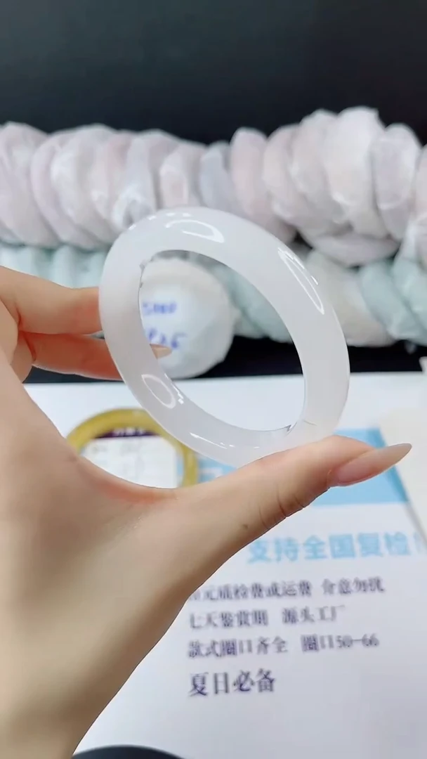 未镶嵌手镯石英质玉多样性发货L206