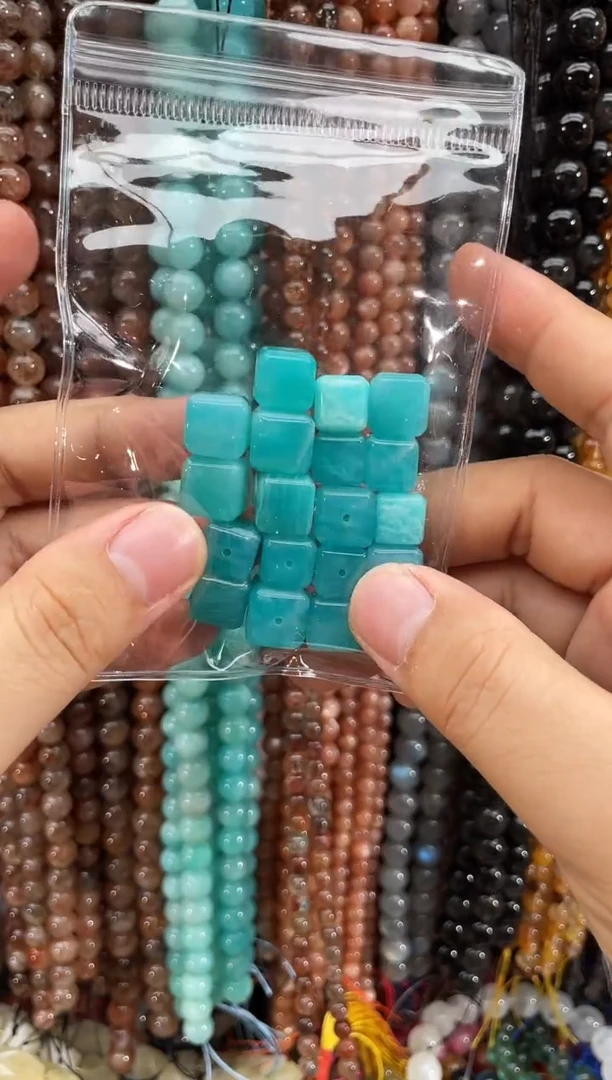 未镶嵌珠宝半成品天河石方块1颗