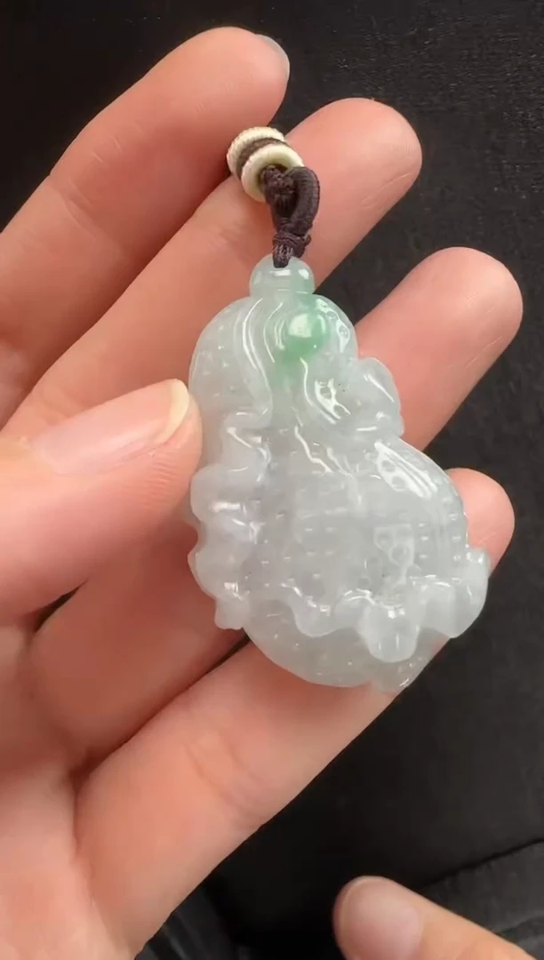 颈饰未镶嵌翡翠503白菜一个