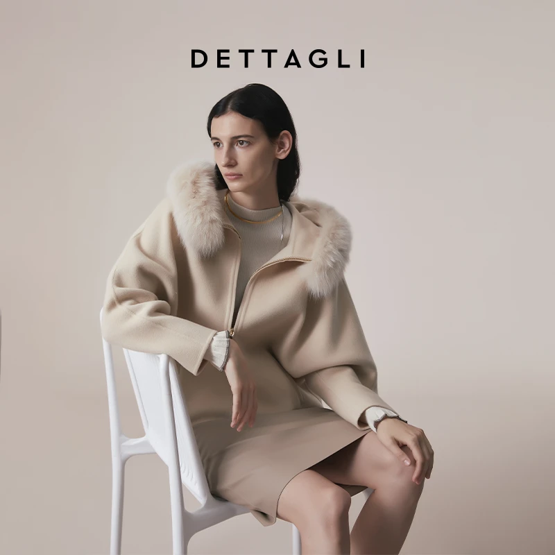 Dettagli/迪塔莉秋冬驼色连帽温柔拉链款女大衣外套合集