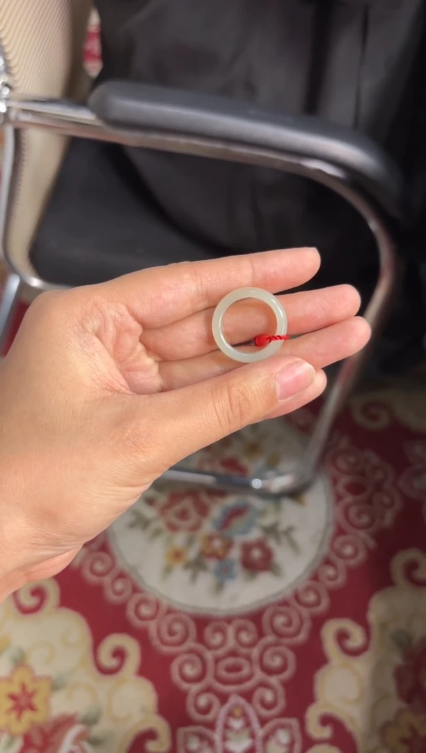 【闪购商品】和田玉戒圈未镶嵌且末微色差近矿圈口18