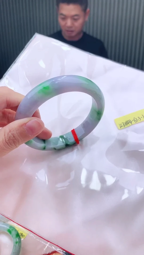 未镶嵌手镯翡翠61