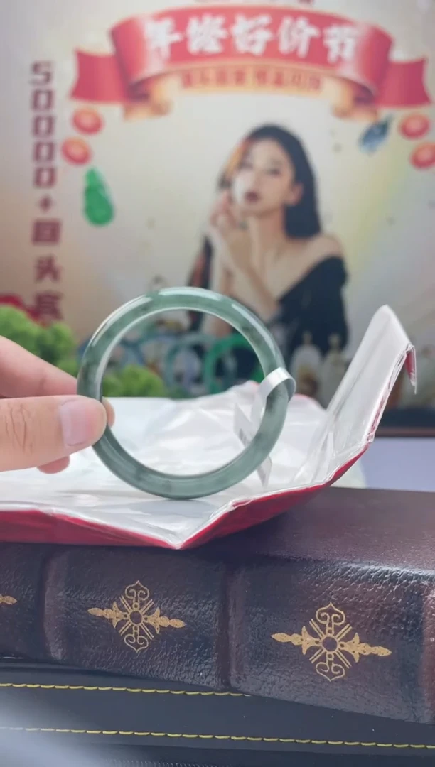 【闪购商品】翡翠手镯未镶嵌手镯21