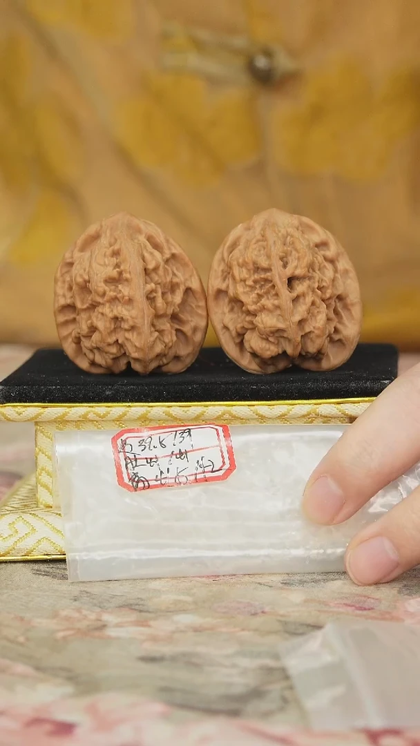 文玩核桃把件马蹄