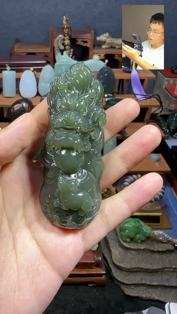 和田玉未镶嵌颈饰崩**君1