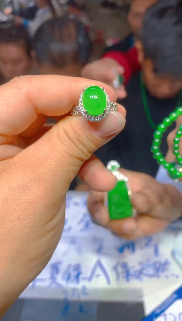 【闪购商品】定制翡翠未镶嵌128定制翡翠多样性发货（发其一）