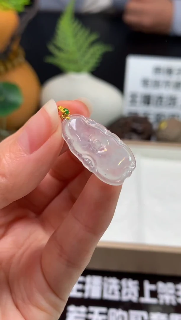 颈饰未镶嵌翡翠有*辣---113088