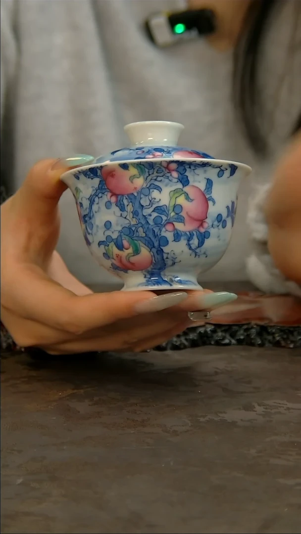 【闪购商品】青花手绘桃子盖碗