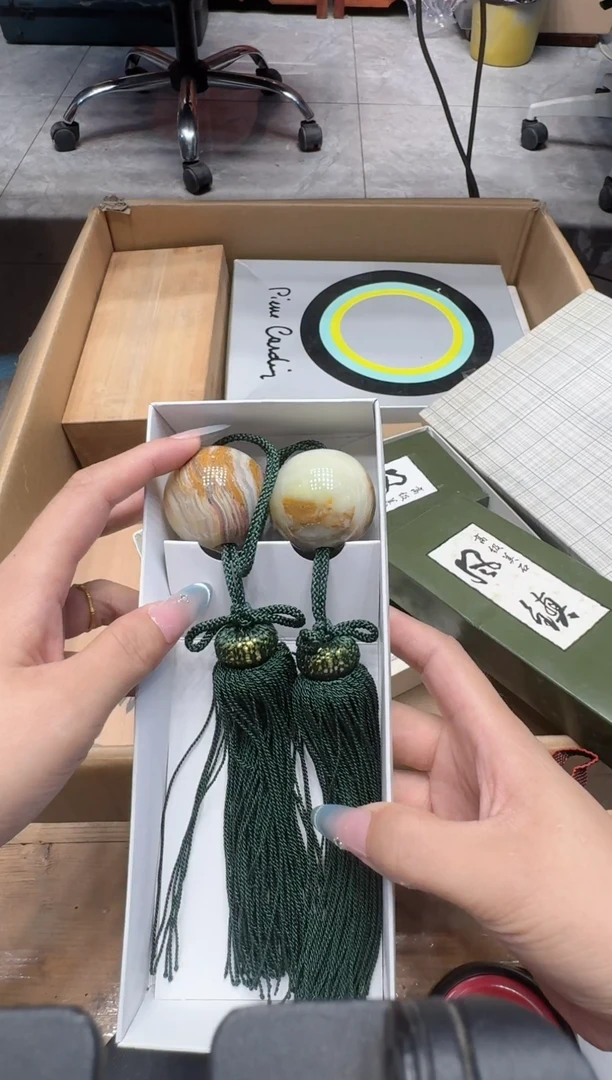 瓷器闪购商品  如图 中古品默认微瑕