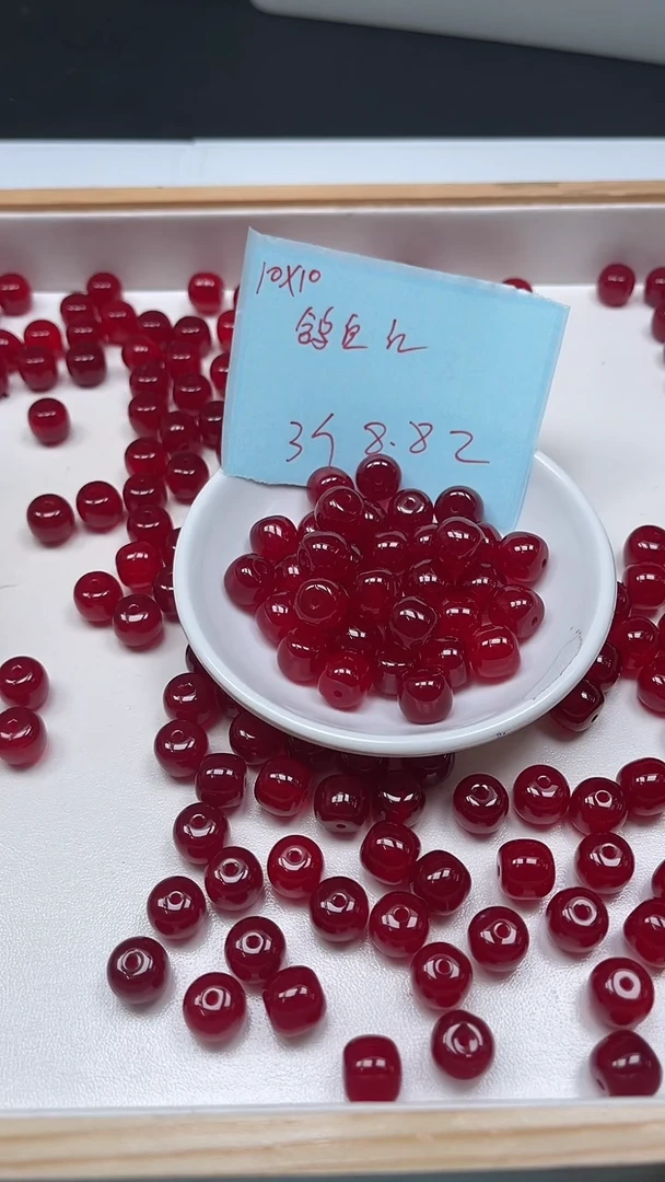 未镶嵌散珠玛瑙/玉髓B547 鸽血红10*10mm3个8.8元