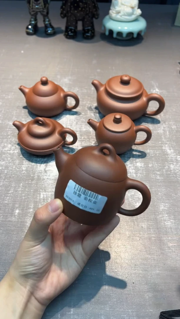 徐霞 秦权壶。。。。