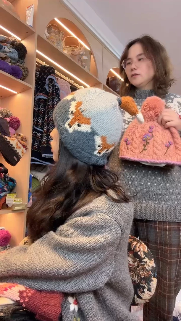 纯棉美利奴尾巴狐狸帽