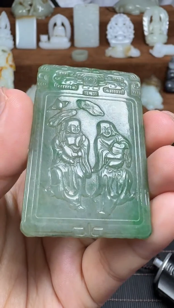 颈饰未镶嵌翡翠1