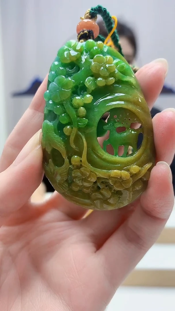未镶嵌定制翡翠4829zm-毛货挂件鹿牌118