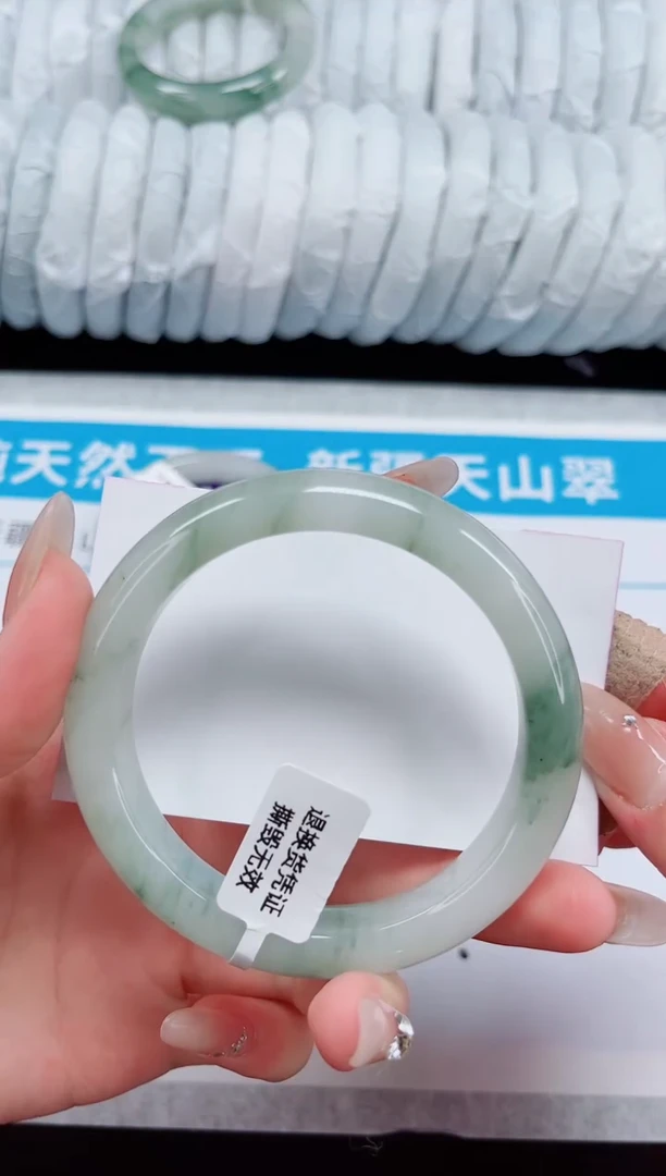 未镶嵌手镯石英质玉159-59/60