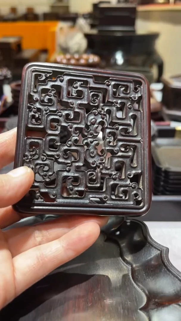 红酸枝木类精品木雕精工细作其一