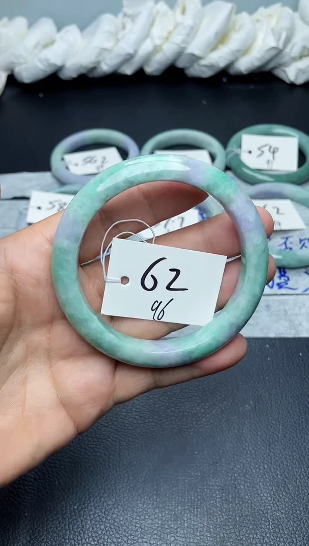 未镶嵌手镯翡翠96
